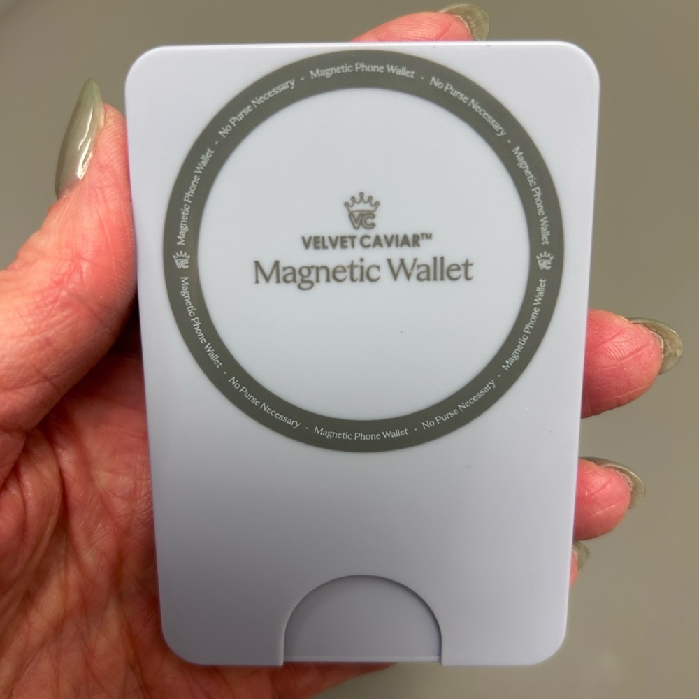 Velvet Caviar Blueberry Baby MagSafe Wallet - Picture 9 of 9